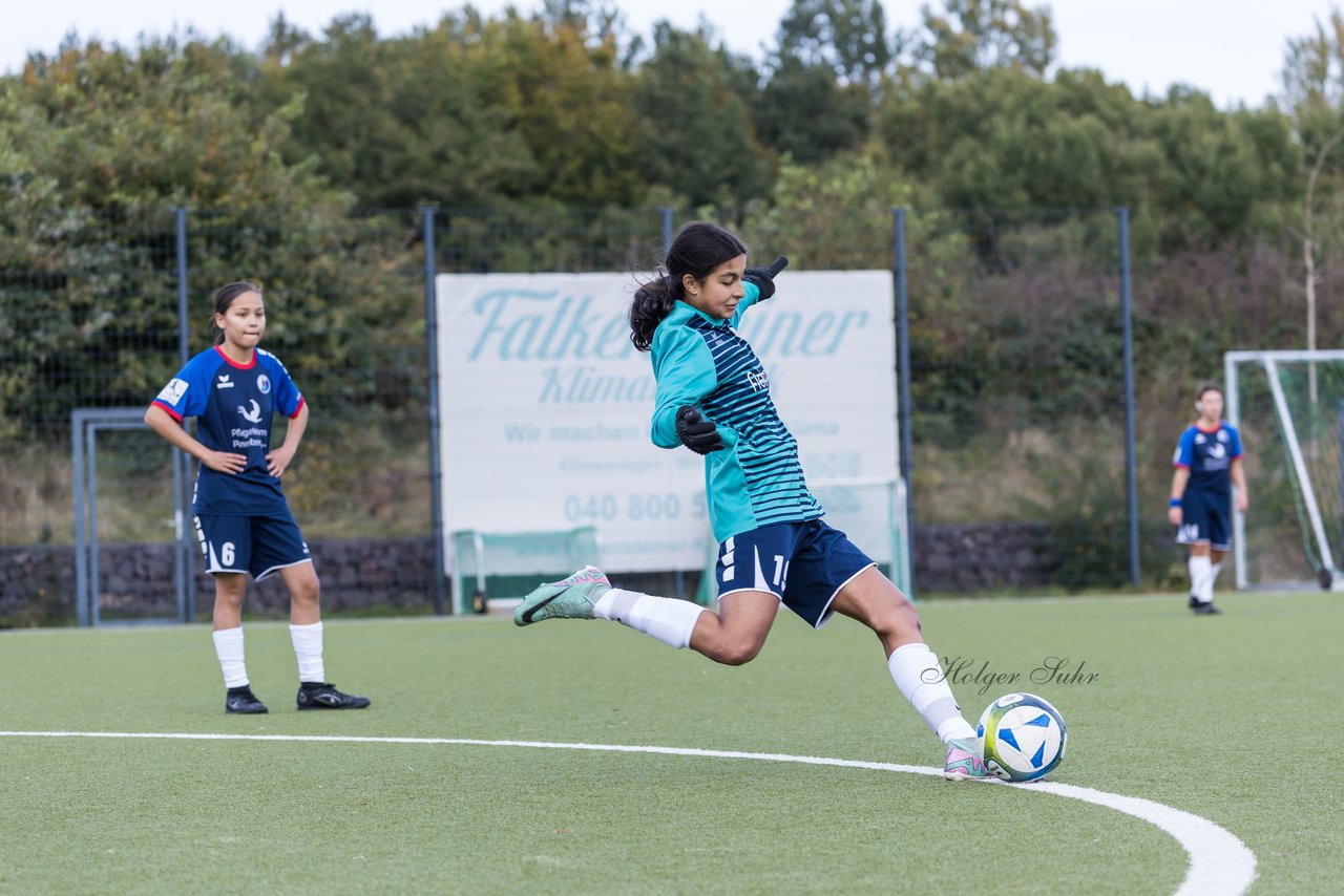 Bild 338 - wU19 Rissener SV - VfL Pinneberg : Ergebnis: 9:1